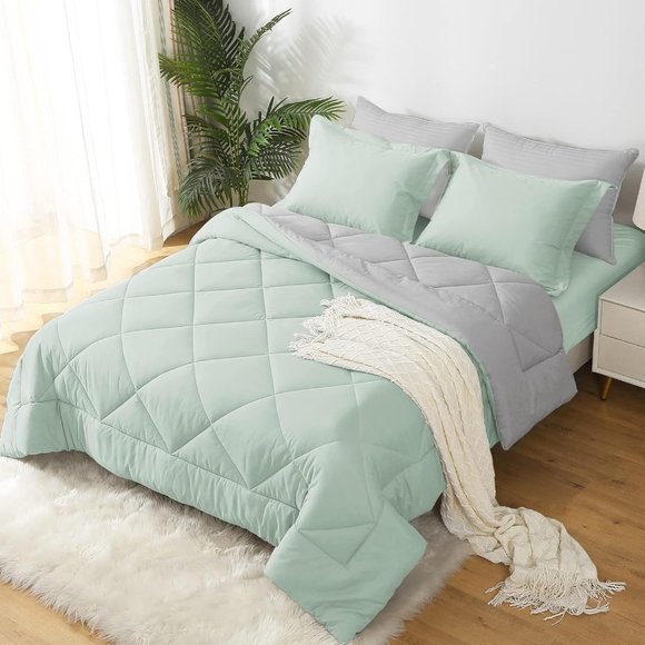 New Light Green & Grey Reversible QUEEN 3 Piece Comforter Bedding Set - Picture 2 of 5